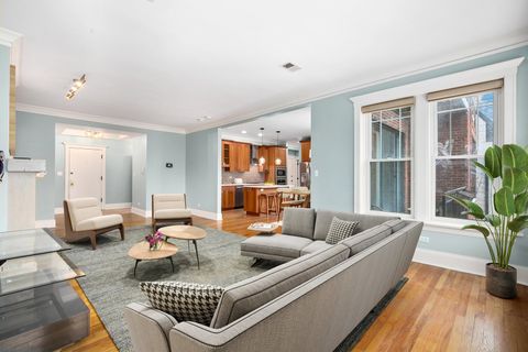 Tiny photo for 1504 W Cullom Avenue #A2, Chicago, IL 60613 (MLS # 12595396)