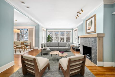 Tiny photo for 1504 W Cullom Avenue #A2, Chicago, IL 60613 (MLS # 12595396)