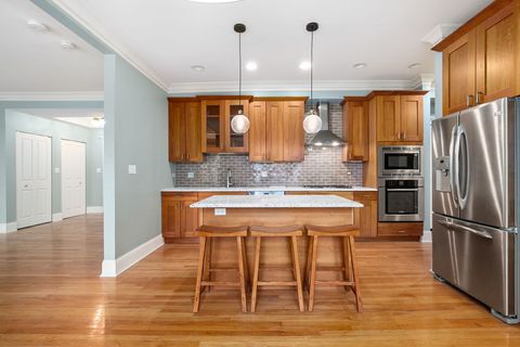 Tiny photo for 1504 W Cullom Avenue #A2, Chicago, IL 60613 (MLS # 12595396)