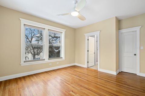 Tiny photo for 1504 W Cullom Avenue #A2, Chicago, IL 60613 (MLS # 12595396)