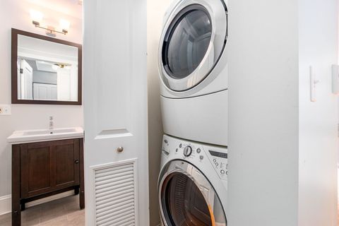 Tiny photo for 1504 W Cullom Avenue #A2, Chicago, IL 60613 (MLS # 12595396)