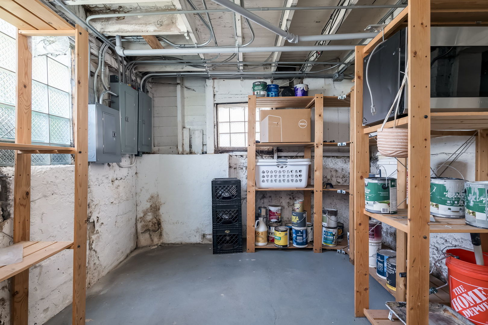 Oak Park, Illinois 60304, United States, 3 Bedrooms Bedrooms, ,1 BathroomBathrooms,Residential,Active,211456