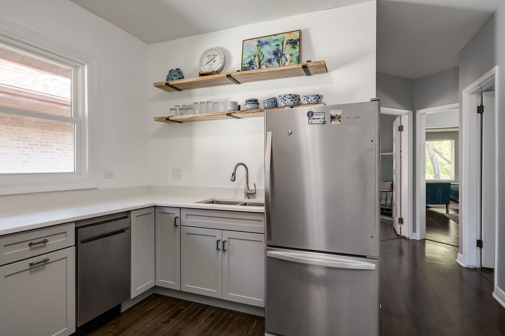 Oak Park, Illinois 60304, United States, 3 Bedrooms Bedrooms, ,1 BathroomBathrooms,Residential,Active,211456