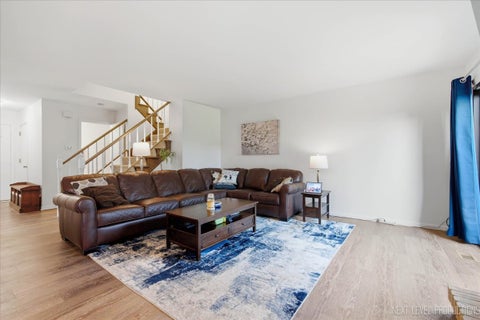 Tiny photo for 1251 Croydon Court, Wheaton, IL 60189 (MLS # 12776351)