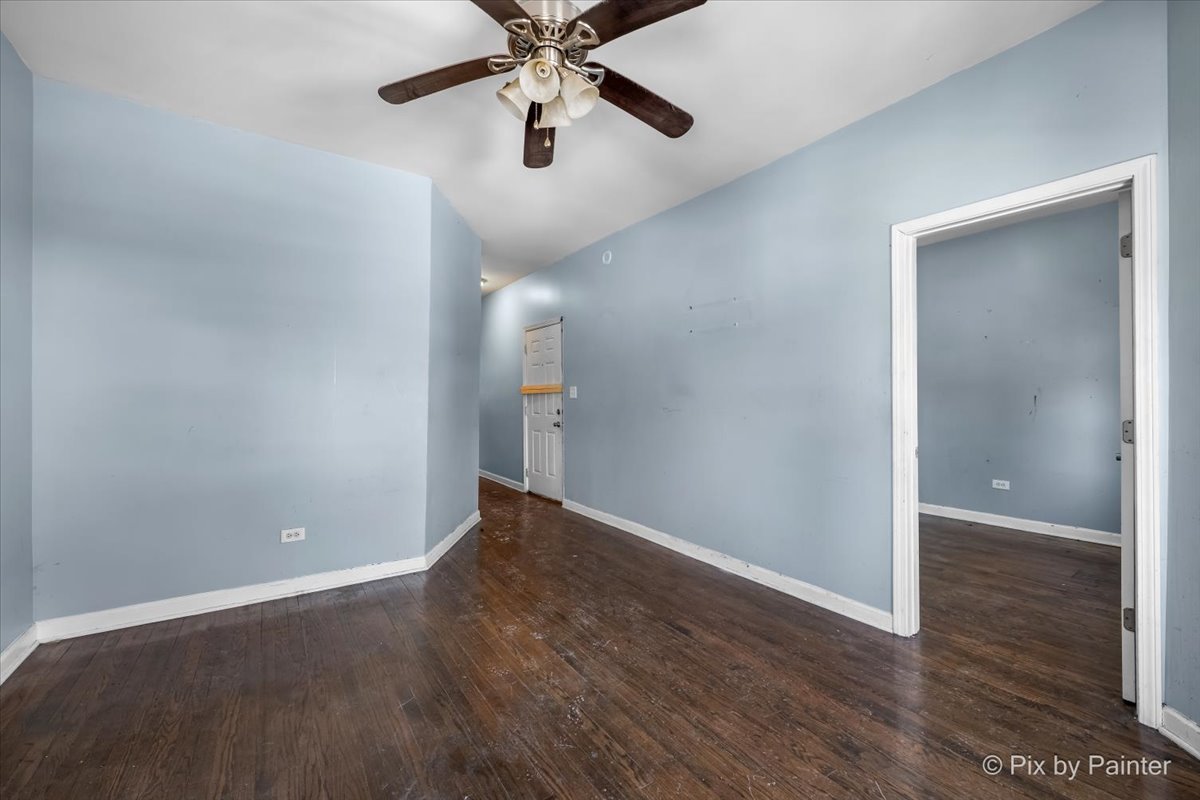 7542 S Peoria Street