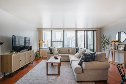 Tiny photo for 1560 N Sandburg Terrace #1506, Chicago, IL 60610 (MLS # 12744325)