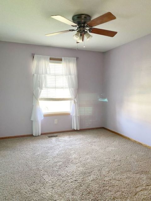 Tiny photo for 5816 Heather Avenue, Davenport, IA 52807 (MLS # 12631142)