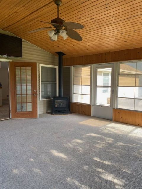 Tiny photo for 5816 Heather Avenue, Davenport, IA 52807 (MLS # 12631142)