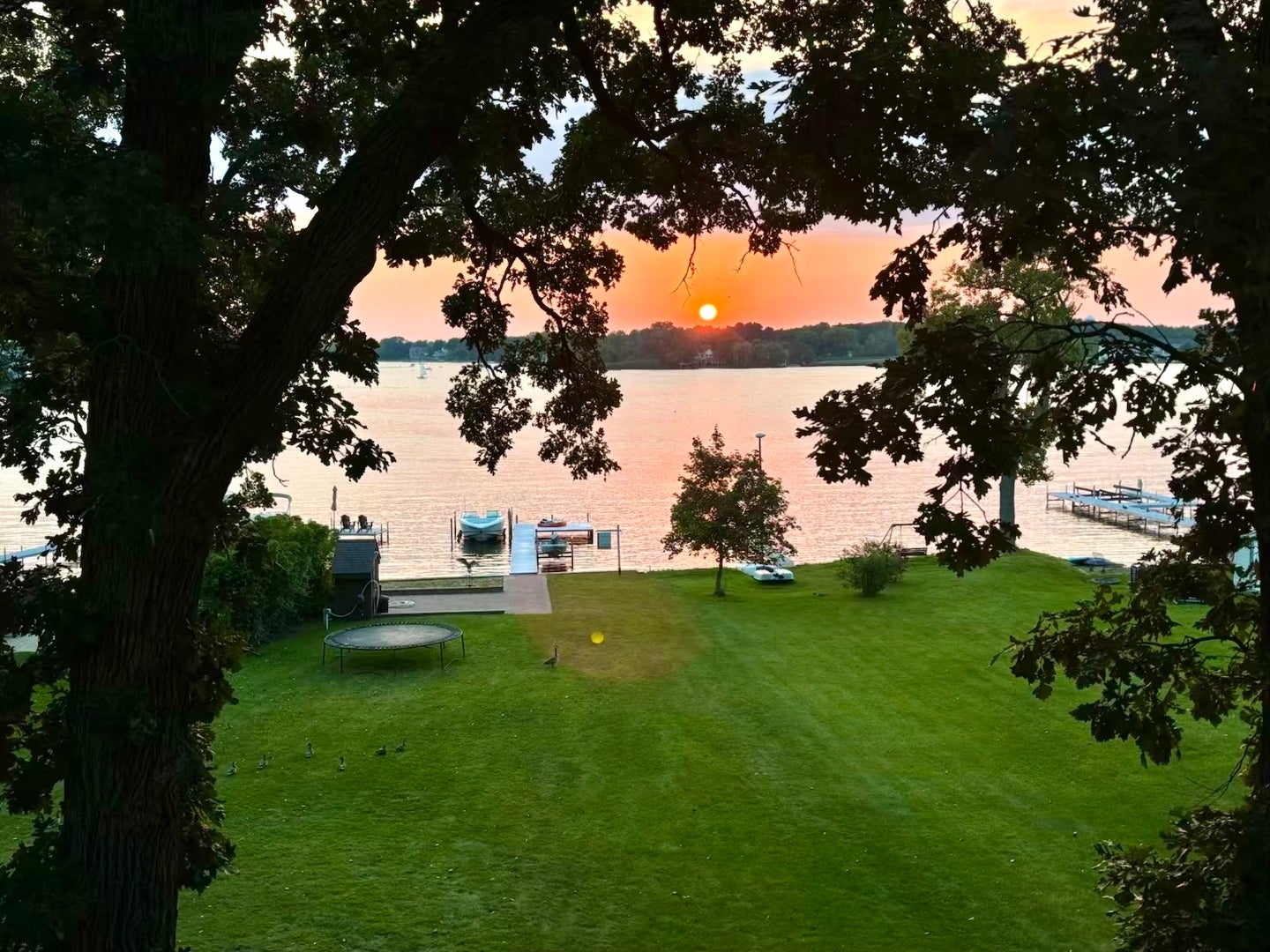 605 Lake Shore Boulevard