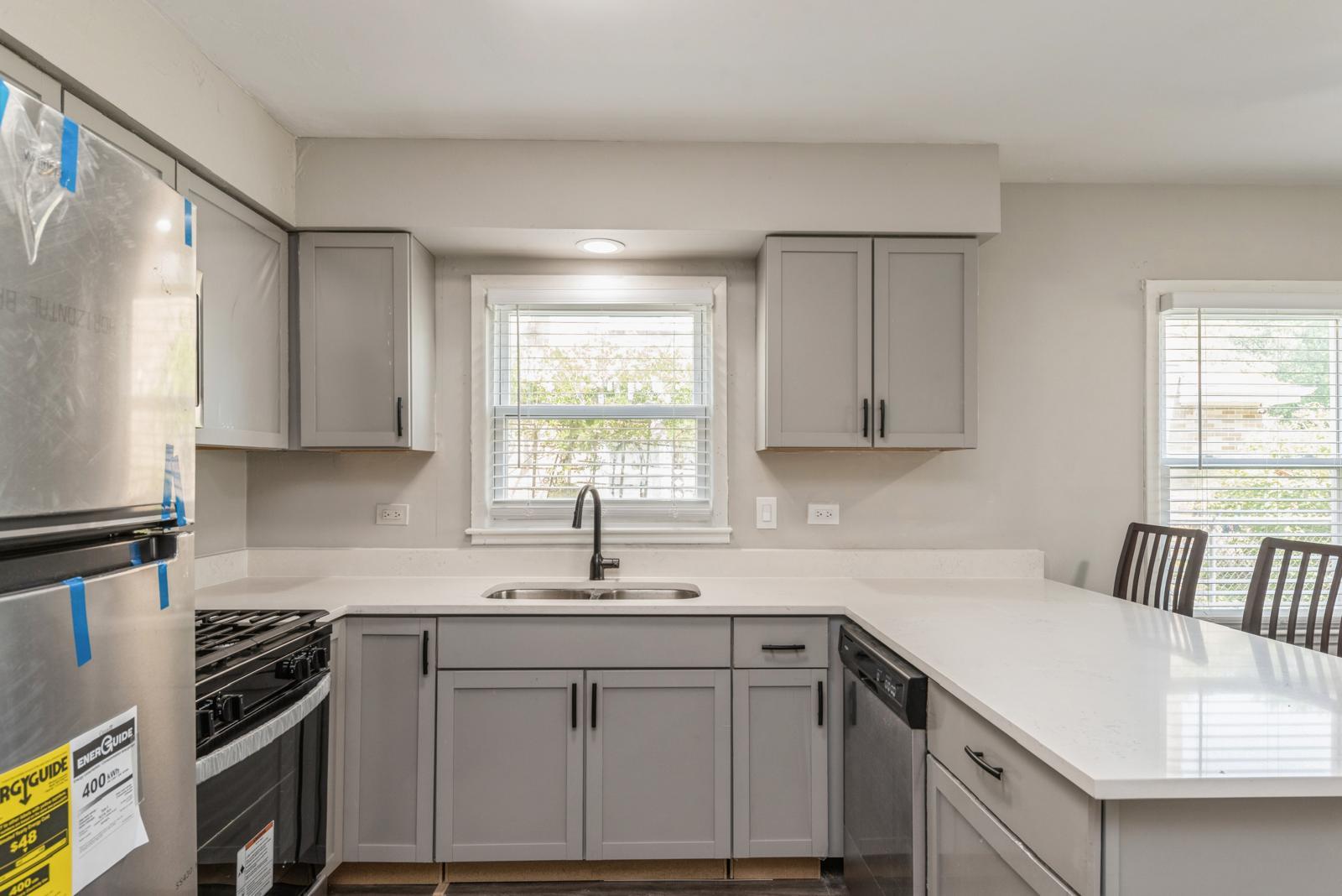 856 E Capri Drive 1
