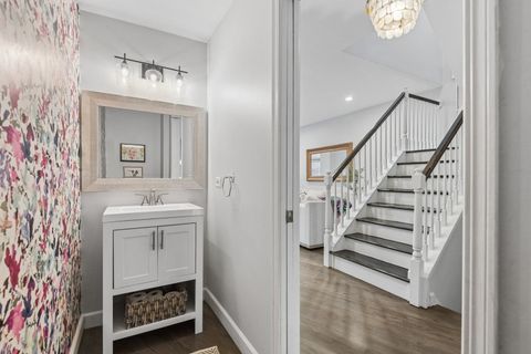 Tiny photo for 1803 N Fairfield Avenue, Chicago, IL 60647 (MLS # 12604596)