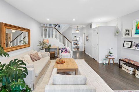 Tiny photo for 1803 N Fairfield Avenue, Chicago, IL 60647 (MLS # 12604596)