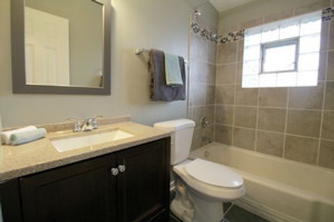 Tiny photo for 8829 Robin Drive #B, Des Plaines, IL 60016 (MLS # 12601359)