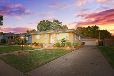 Photo of 18307 Locust Street, Lansing, IL 60438 (MLS # 12461733)