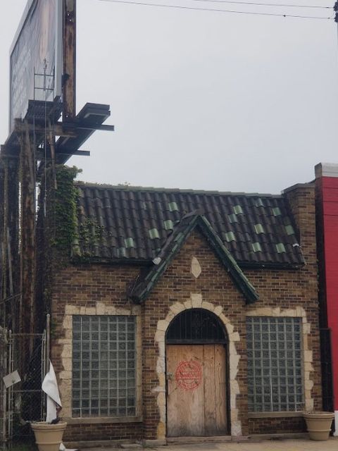 8519 S Commercial Avenue Chicago IL 60617