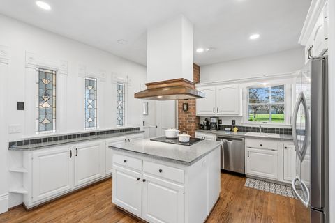 Tiny photo for 517 N Meadow Street, Geneseo, IL 61254 (MLS # 12612500)