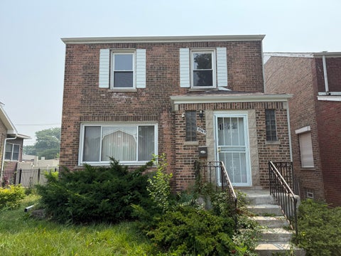 Photo of 8545 S Euclid Avenue, Chicago, IL 60617 (MLS # 12742227)