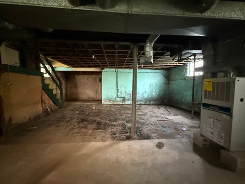 Tiny photo for 8545 S Euclid Avenue, Chicago, IL 60617 (MLS # 12742227)