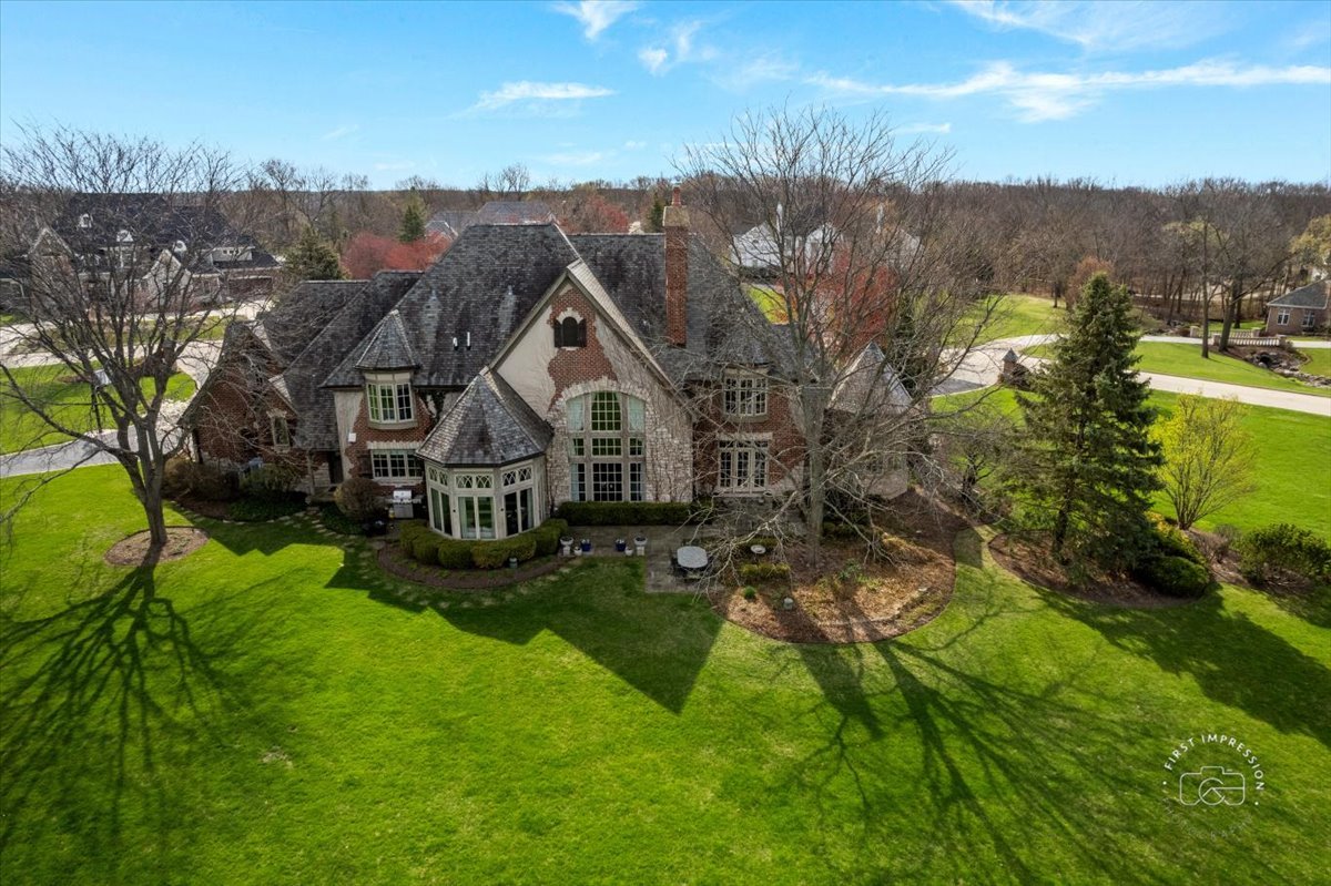 36W442 Hunters Gate Road