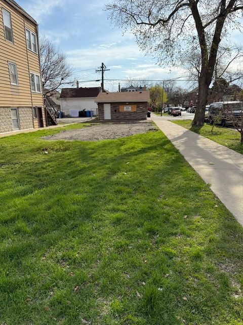 4557 S Francisco Avenue Chicago IL 60632