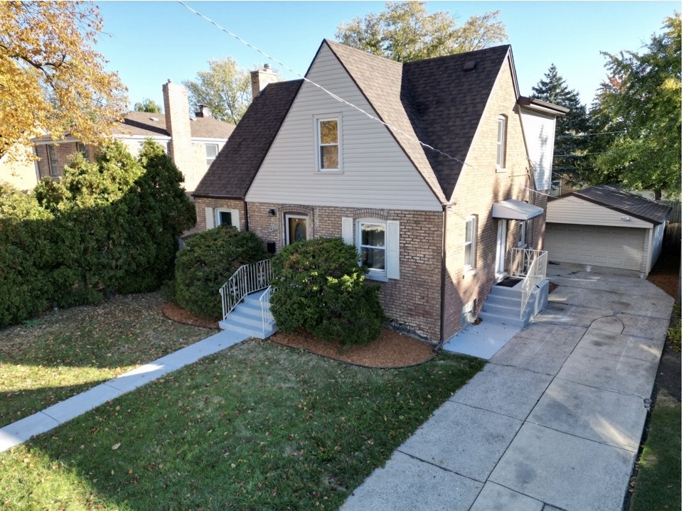 1447 Speechley Boulevard