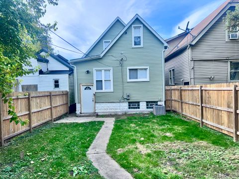 Tiny photo for 11581 S LAFAYETTE Avenue, Chicago, IL 60628 (MLS # 12515232)