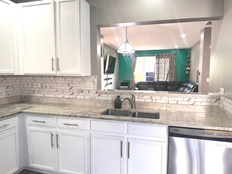 Tiny photo for 2452 Daybreak Court #2452, Elgin, IL 60123 (MLS # 12503718)