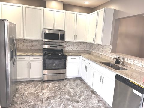 Tiny photo for 2452 Daybreak Court #2452, Elgin, IL 60123 (MLS # 12503718)