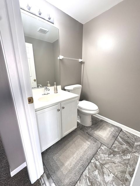 Tiny photo for 2452 Daybreak Court #2452, Elgin, IL 60123 (MLS # 12503718)