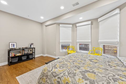 Tiny photo for 110 S Marion Street #308, Oak Park, IL 60302 (MLS # 12626632)