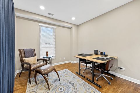 Tiny photo for 110 S Marion Street #308, Oak Park, IL 60302 (MLS # 12626632)