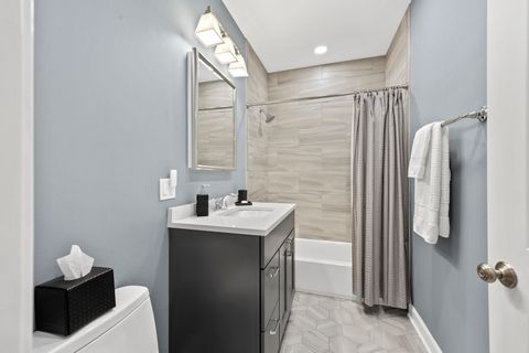 Tiny photo for 110 S Marion Street #308, Oak Park, IL 60302 (MLS # 12626632)