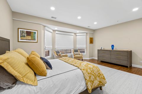 Tiny photo for 110 S Marion Street #308, Oak Park, IL 60302 (MLS # 12626632)