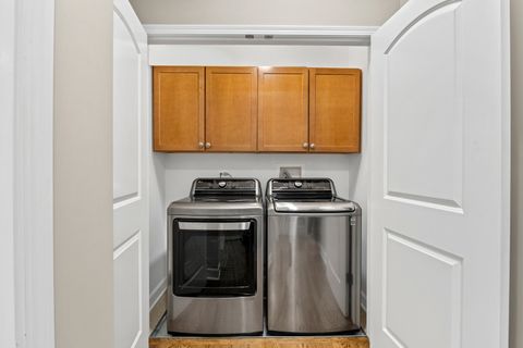 Tiny photo for 110 S Marion Street #308, Oak Park, IL 60302 (MLS # 12626632)