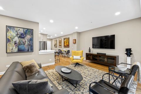 Tiny photo for 110 S Marion Street #308, Oak Park, IL 60302 (MLS # 12626632)