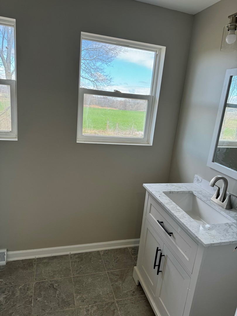 Marengo, Illinois, 60152, United States, 3 Bedrooms Bedrooms, ,2 BathroomsBathrooms,Residential,Active,1703685