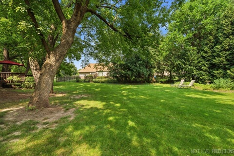 Tiny photo for 1002 Stonehedge Road, St. Charles, IL 60174 (MLS # 12681641)