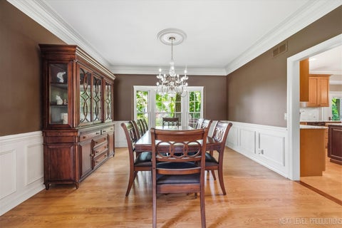 Tiny photo for 1002 Stonehedge Road, St. Charles, IL 60174 (MLS # 12681641)