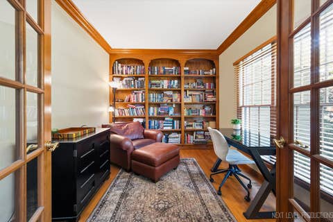 Tiny photo for 1002 Stonehedge Road, St. Charles, IL 60174 (MLS # 12681641)
