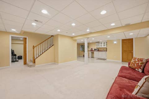 Tiny photo for 1002 Stonehedge Road, St. Charles, IL 60174 (MLS # 12681641)