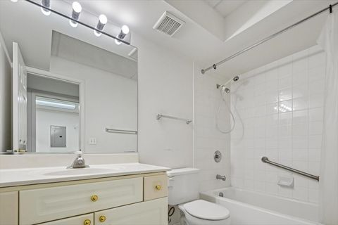 Tiny photo for 3900 W Bryn Mawr Avenue #207, Chicago, IL 60659 (MLS # 12533380)