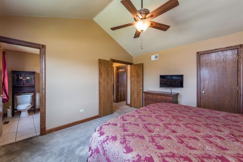 Tiny photo for 3831 Pine Avenue, Beach Park, IL 60099 (MLS # 12610727)