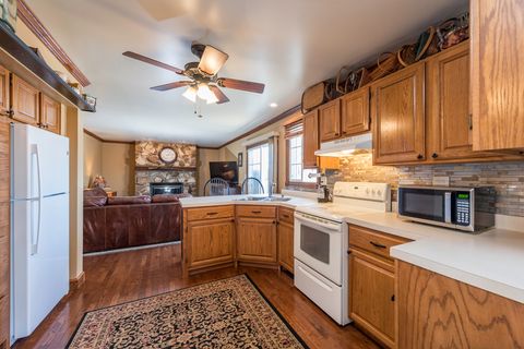 Tiny photo for 3831 Pine Avenue, Beach Park, IL 60099 (MLS # 12610727)