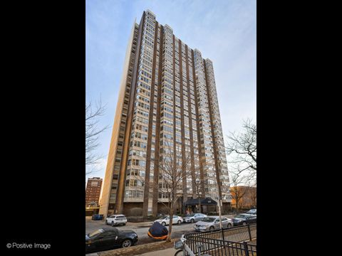 525 W Hawthorne Place 602 Chicago IL 60657