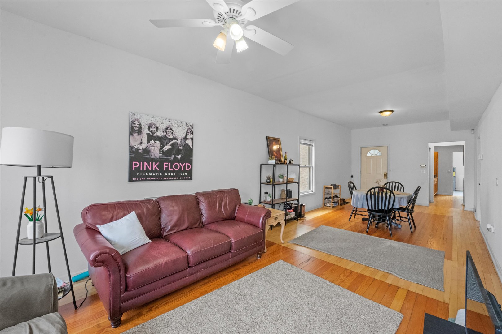 2422 N Clybourn Avenue