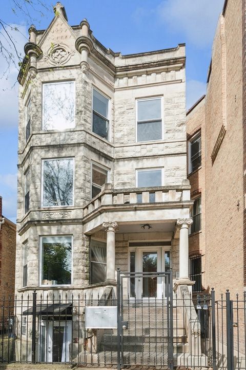 1236 N Campbell Avenue G Chicago IL 60622