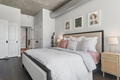 Tiny photo for 125 E 13th Street #613, Chicago, IL 60605 (MLS # 12677711)