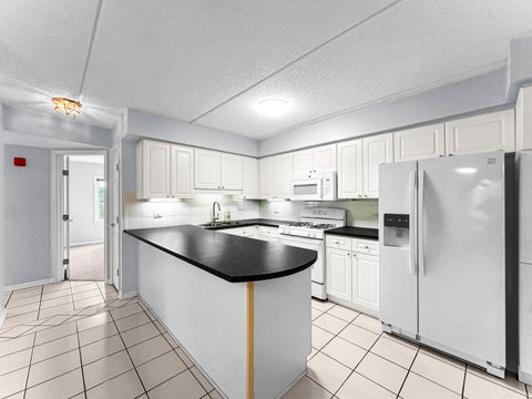 Tiny photo for 710 Creekside Drive #310, Mount Prospect, IL 60056 (MLS # 12690991)