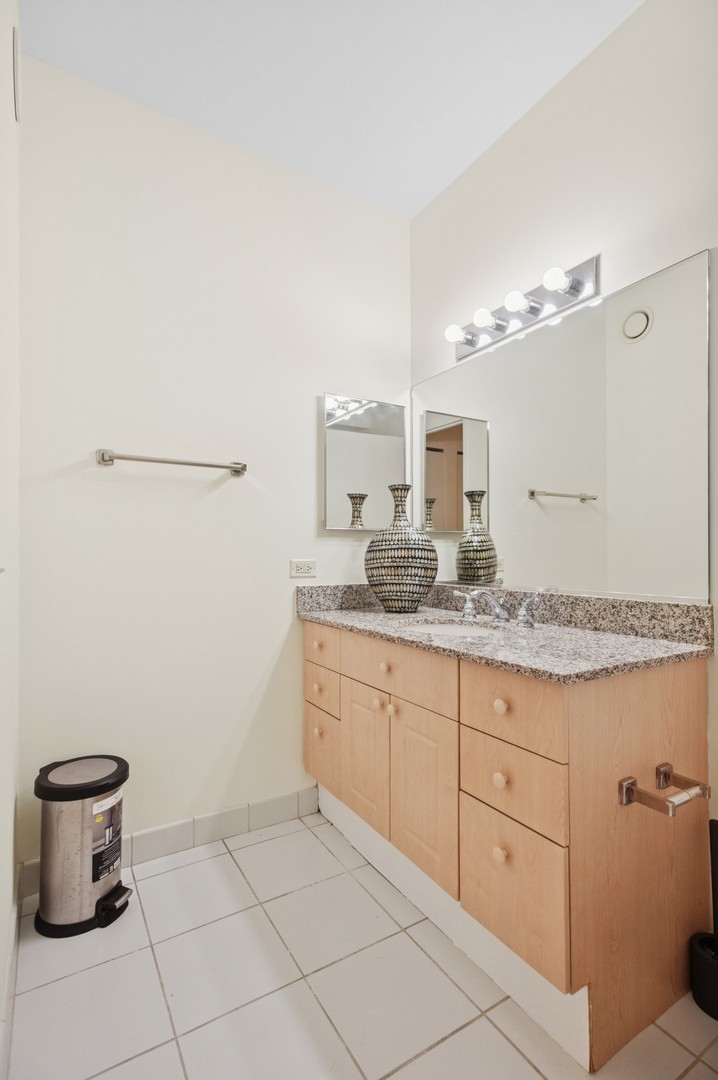 Chicago, Illinois 60611, United States, ,1 BathroomBathrooms,Residential,Active,171154