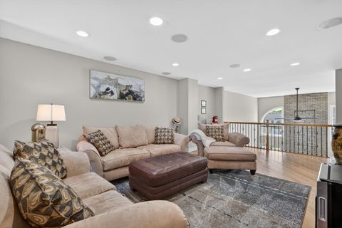 Tiny photo for 16163 Alissa Court, Homer Glen, IL 60491 (MLS # 12660785)